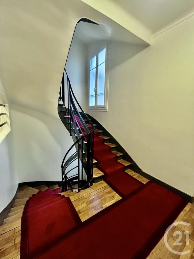 Appartement à vendre - 2 pièces - 46.0 m2 - PARIS - 75016 - ILE-DE-FRANCE - Century 21 Via Conseil 16Ème