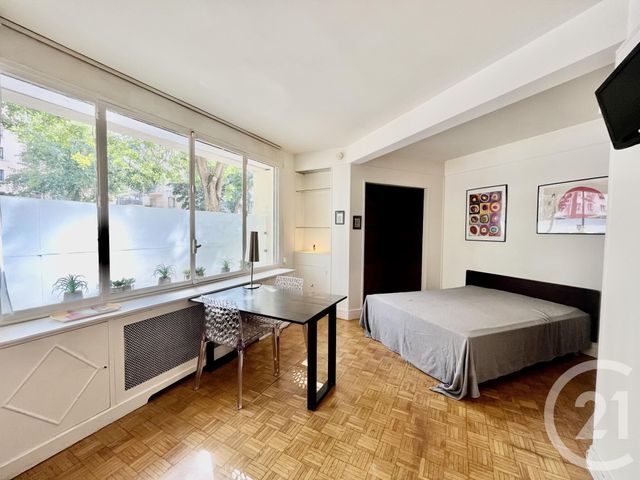 Appartement F1 à vendre - 1 pièce - 33.35 m2 - PARIS - 75016 - ILE-DE-FRANCE - Century 21 Via Conseil 16Ème