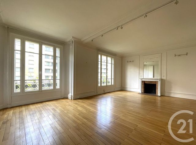 Appartement F5 à vendre - 5 pièces - 126.22 m2 - PARIS - 75016 - ILE-DE-FRANCE - Century 21 Via Conseil 16Ème
