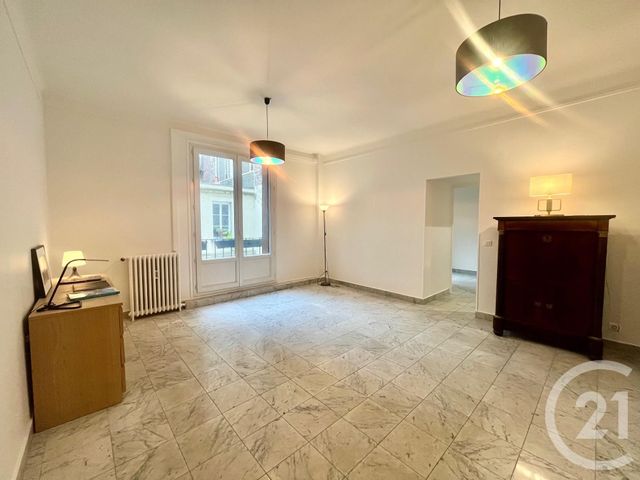 Appartement F2 à vendre - 2 pièces - 50.06 m2 - PARIS - 75016 - ILE-DE-FRANCE - Century 21 Via Conseil 16Ème