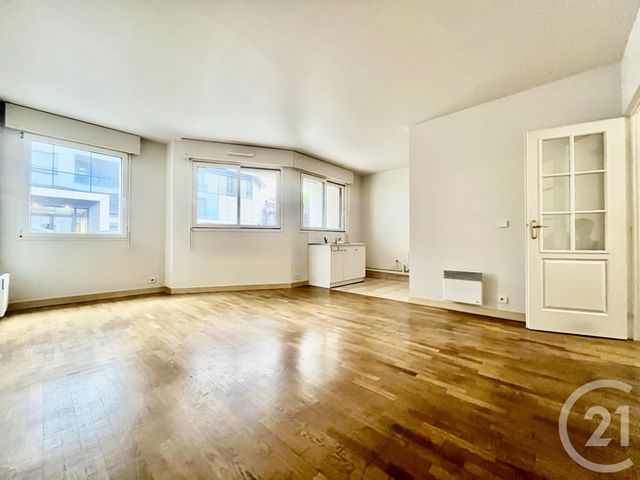 Appartement F2 à vendre - 2 pièces - 56.62 m2 - BOULOGNE BILLANCOURT - 92 - ILE-DE-FRANCE - Century 21 Via Conseil 16Ème