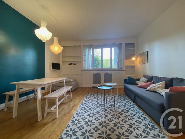 Appartement F2 à louer - 2 pièces - 48.0 m2 - PARIS - 75017 - ILE-DE-FRANCE - Century 21 Via Conseil 16Ème