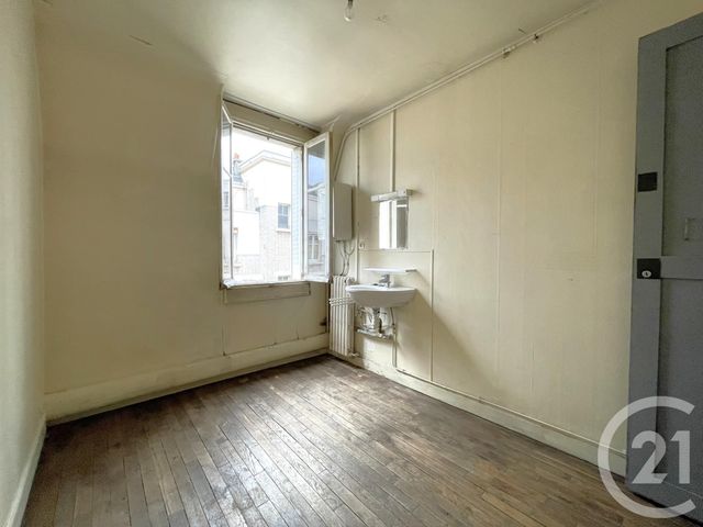 Chambre à vendre - 1 pièce - 8.35 m2 - PARIS - 75016 - ILE-DE-FRANCE - Century 21 Via Conseil 16Ème