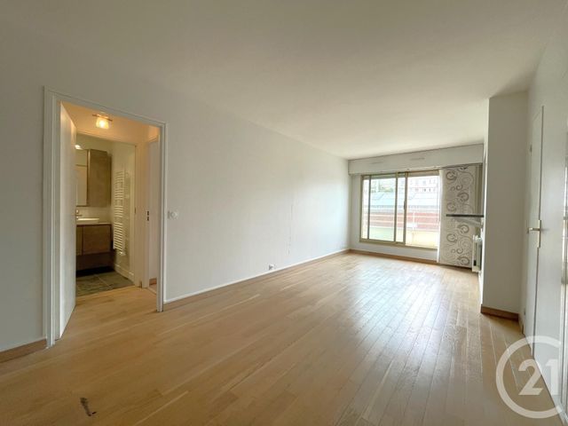 Appartement F2 à vendre - 2 pièces - 46.0 m2 - PARIS - 75016 - ILE-DE-FRANCE - Century 21 Via Conseil 16Ème