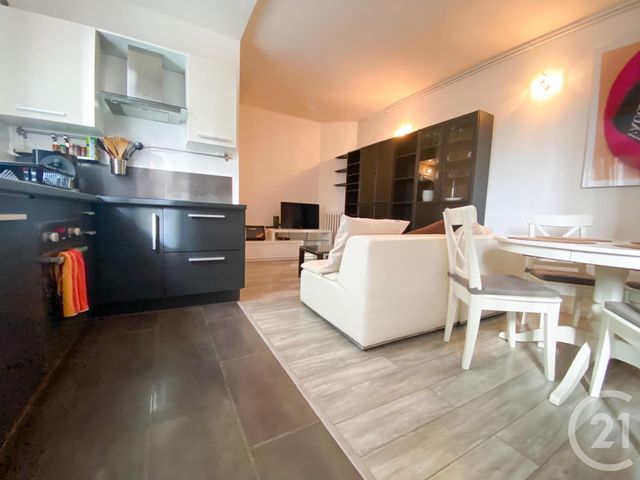 Appartement F3 à louer - 3 pièces - 43.53 m2 - BOULOGNE BILLANCOURT - 92 - ILE-DE-FRANCE - Century 21 Via Conseil 16Ème