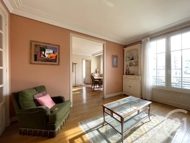 Appartement F5 à vendre - 5 pièces - 96.75 m2 - PARIS - 75016 - ILE-DE-FRANCE - Century 21 Via Conseil 16Ème