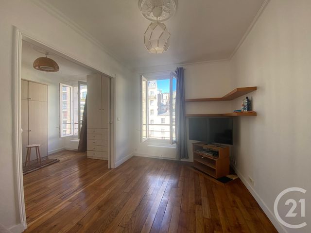 Appartement F2 à louer - 2 pièces - 35.64 m2 - PARIS - 75016 - ILE-DE-FRANCE - Century 21 Via Conseil 16Ème