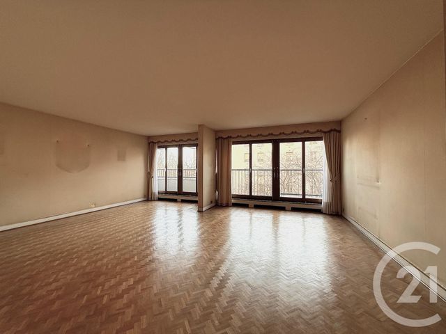 Appartement F5 à vendre - 5 pièces - 116.71 m2 - PARIS - 75016 - ILE-DE-FRANCE - Century 21 Via Conseil 16Ème