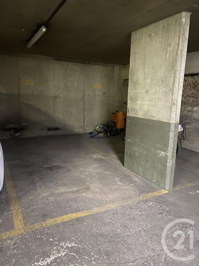 parking à vendre - 12.0 m2 - PARIS - 75016 - ILE-DE-FRANCE - Century 21 Via Conseil 16Ème